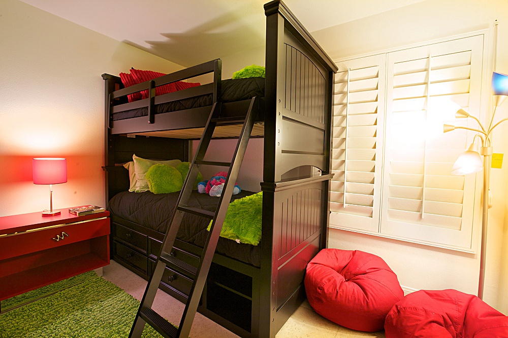 lori_tiedeman_interiors_palm_springs_interior_designer_bunk_beds